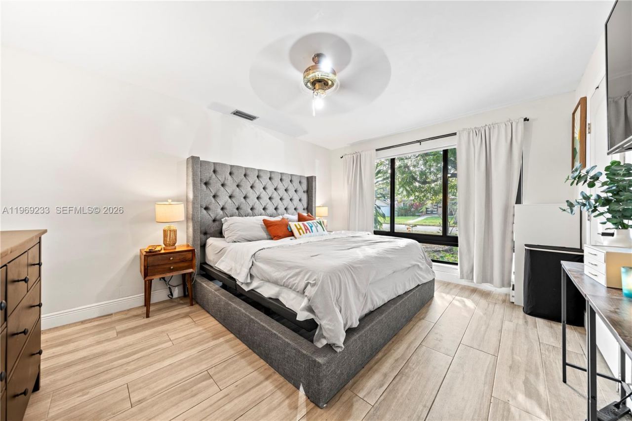 7835 W 16th Ct, Hialeah, FL 33014 Photo