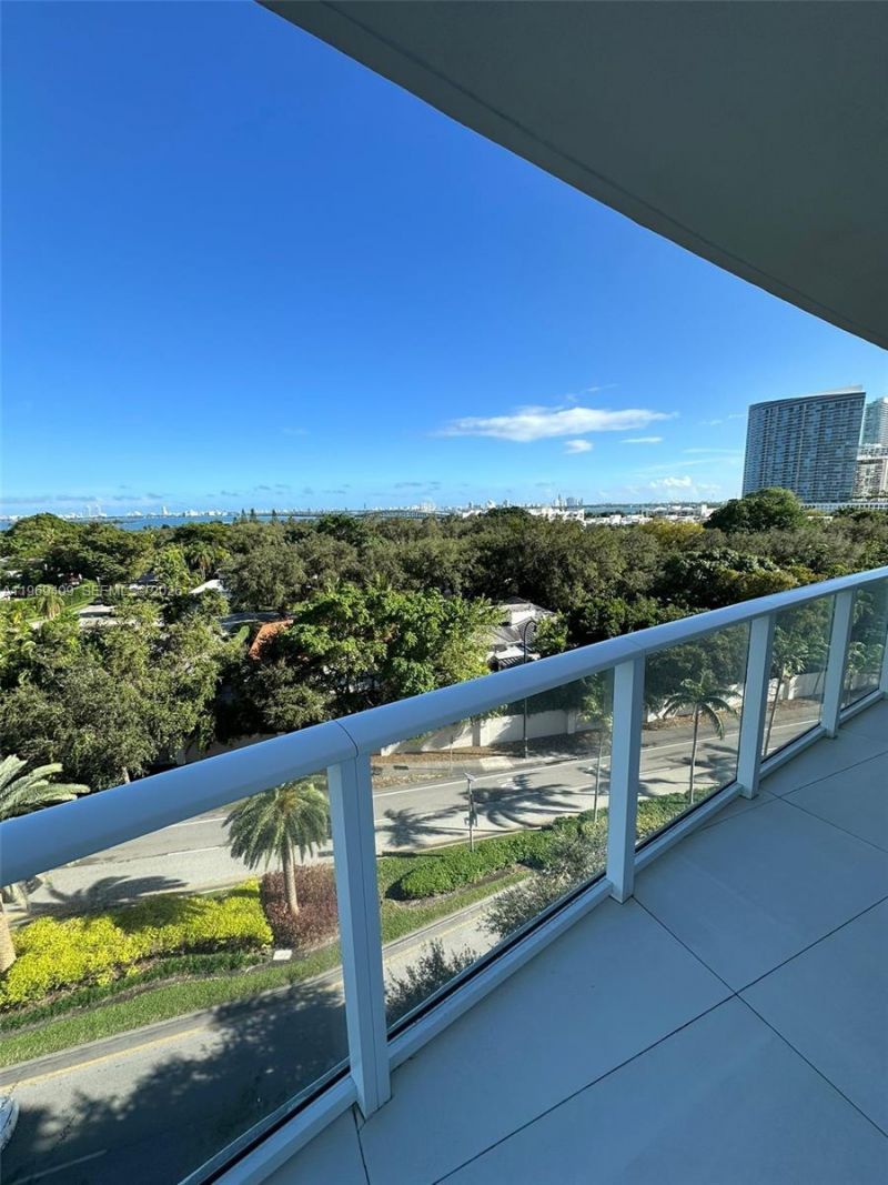 4250 Biscayne Blvd , Unit 702, Miami, FL 33137 Photo