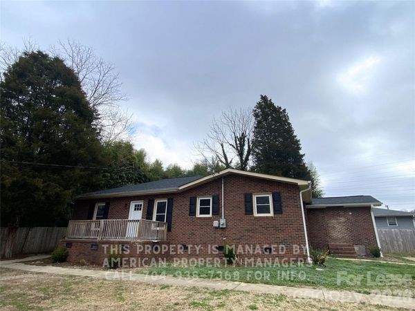 135 Earnhardt Avenue, Salisbury, NC 28144