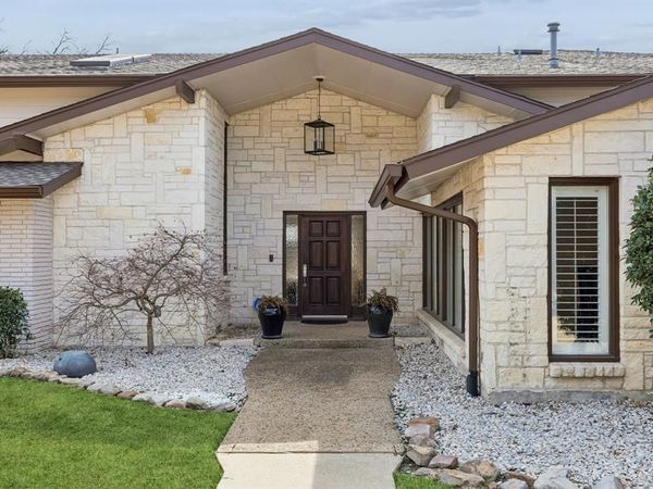 7040 Oakbluff Drive, Dallas, TX 75254