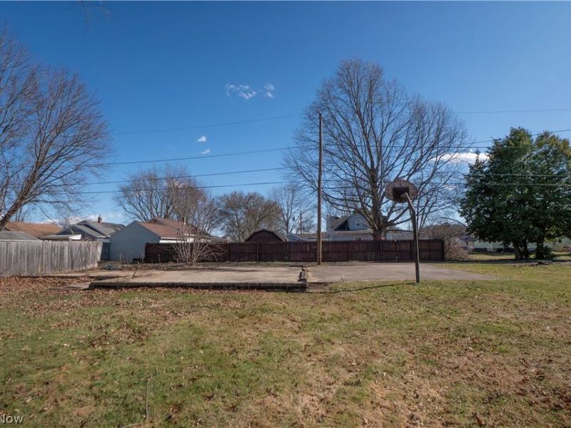 453 Wood Avenue, Newcomerstown, OH 43832 Photo 29