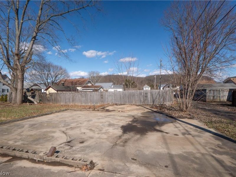 453 Wood Avenue, Newcomerstown, OH 43832 Photo 30