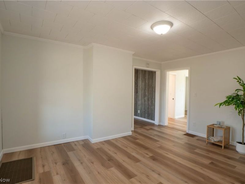 453 Wood Avenue, Newcomerstown, OH 43832 Photo 8