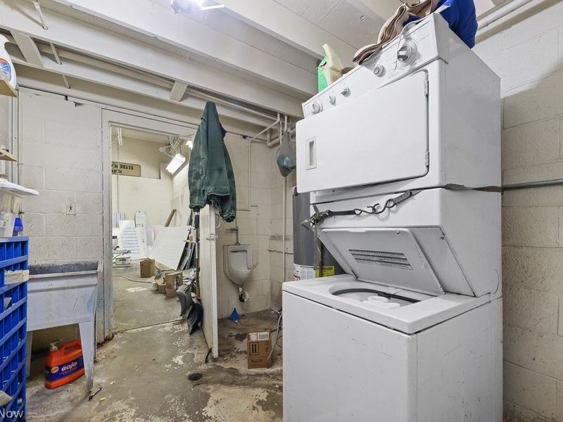 818 S Arch Avenue, Alliance, OH 44601 Photo 12