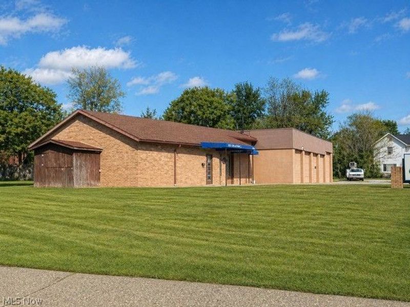 818 S Arch Avenue, Alliance, OH 44601 Photo 2