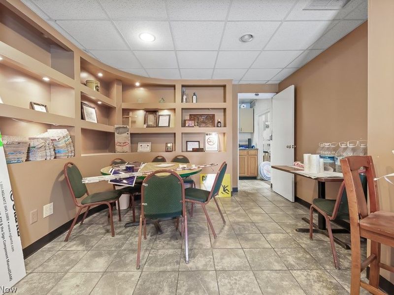 818 S Arch Avenue, Alliance, OH 44601 Photo 2