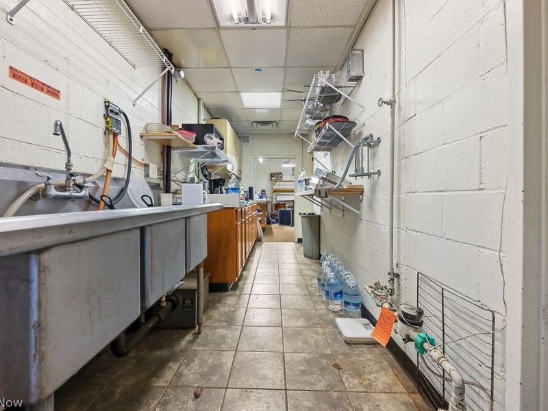 818 S Arch Avenue, Alliance, OH 44601 Photo 9