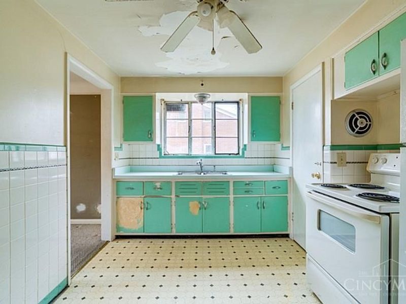 7873 Gail Drive, Deer Park, OH 45236 Photo 15