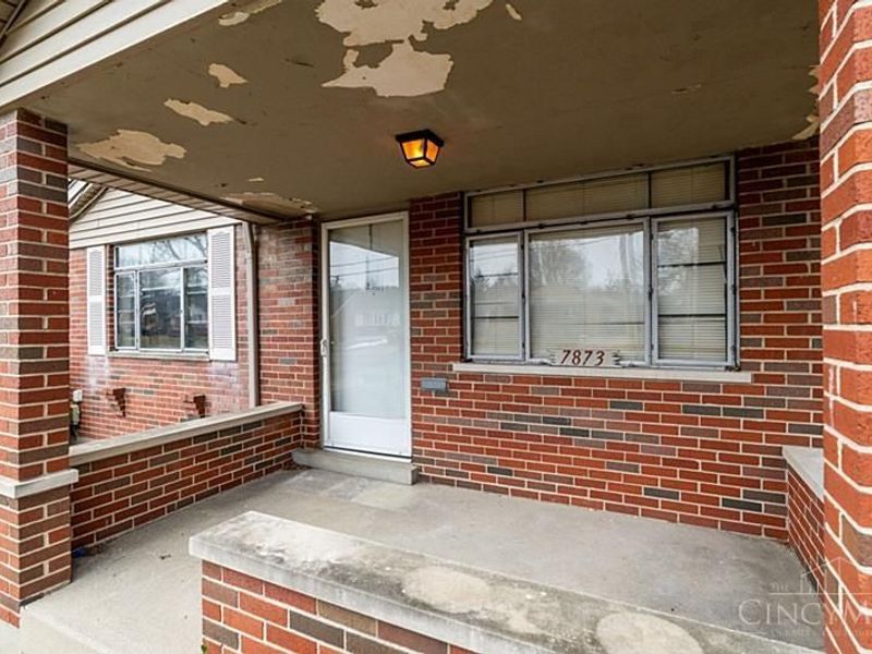 7873 Gail Drive, Deer Park, OH 45236 Photo 3