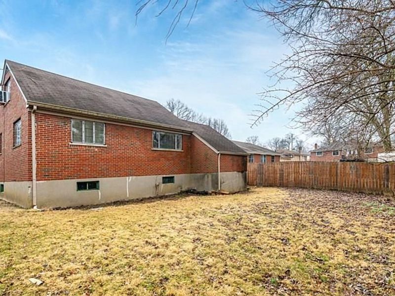 7873 Gail Drive, Deer Park, OH 45236 Photo 33