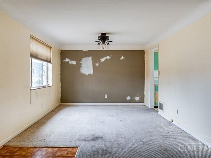 7873 Gail Drive, Deer Park, OH 45236 Photo 5