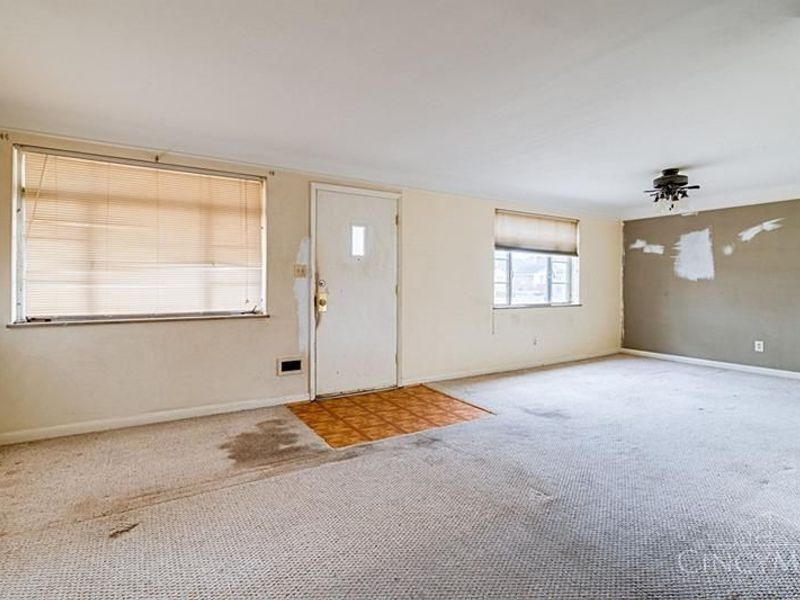 7873 Gail Drive, Deer Park, OH 45236 Photo 8