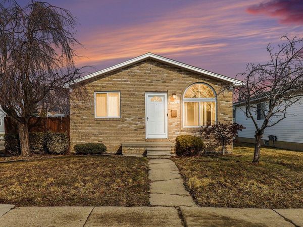 17245 Martin Road, Roseville, MI 48066