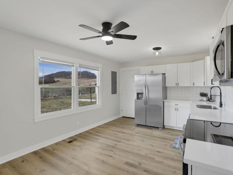 20595 Happy Hollow Road, Laurelville, OH 43135 Photo 10