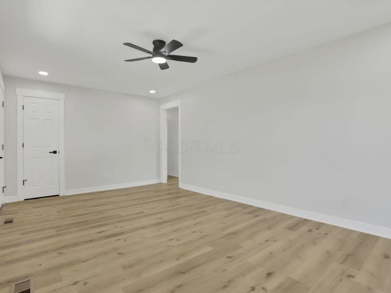 20595 Happy Hollow Road, Laurelville, OH 43135 Photo 18