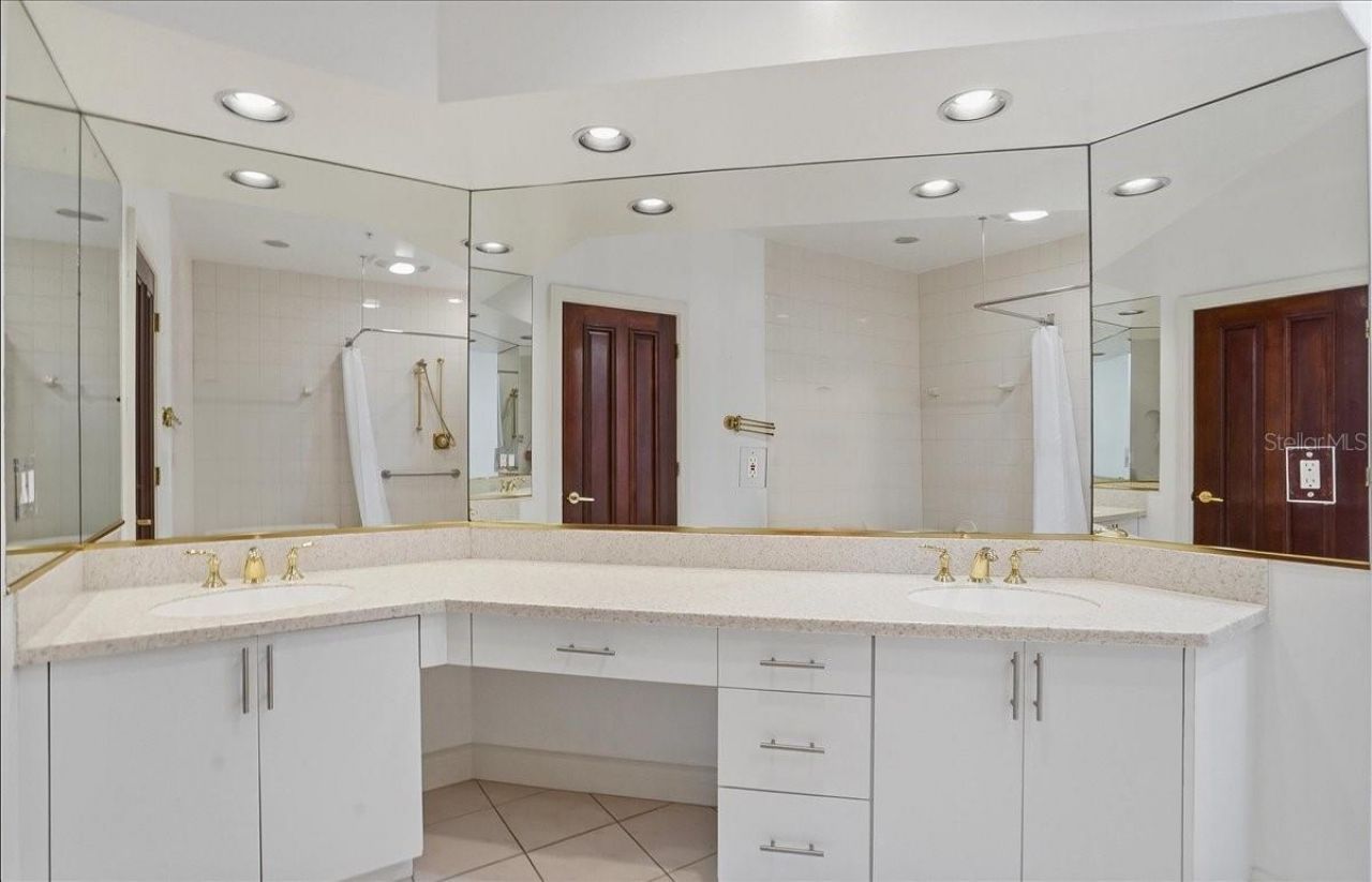 380 Gulf Of Mexico Drive, Unit 515, Longboat Key, FL 34228 Photo