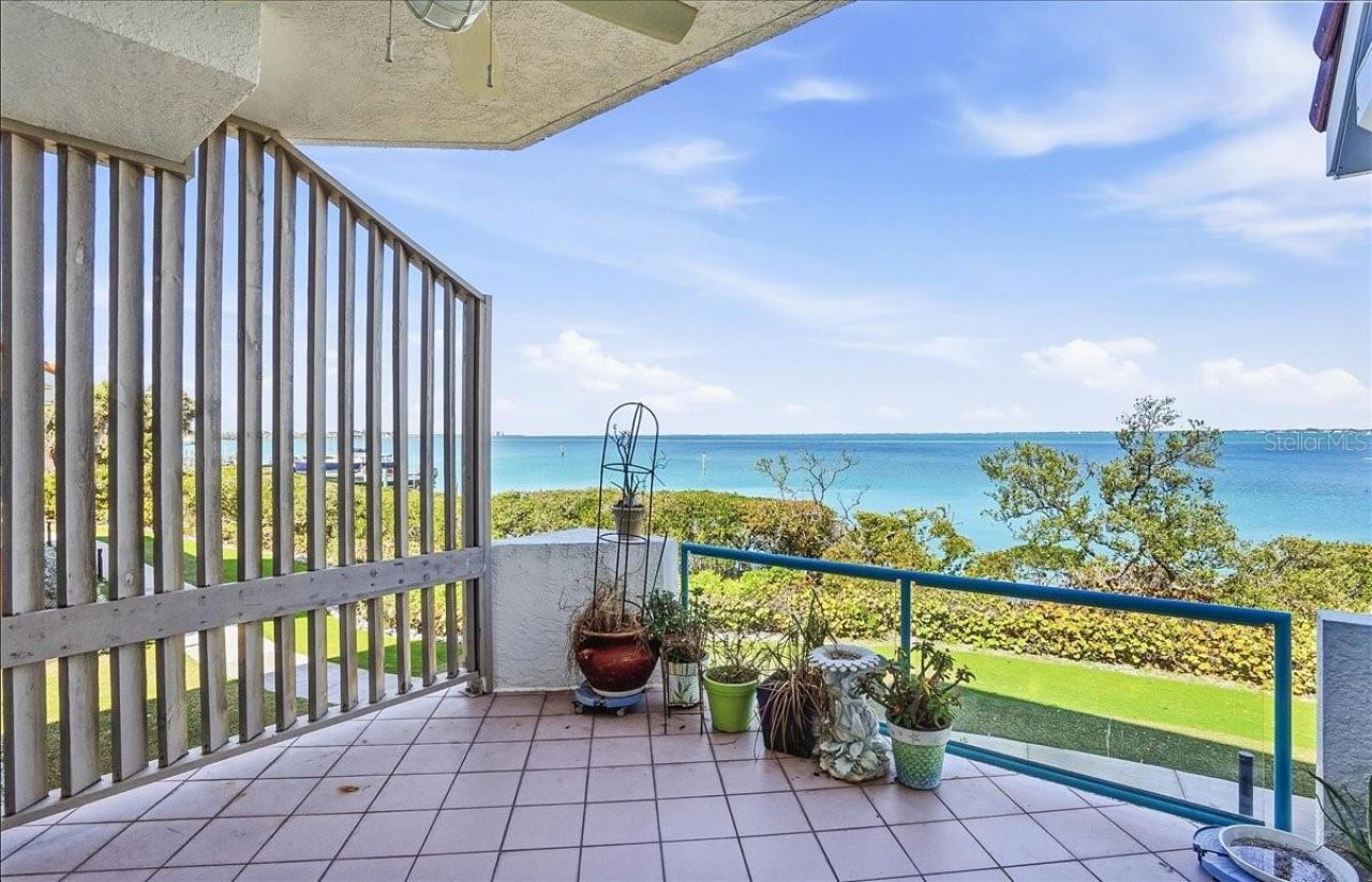 380 Gulf Of Mexico Drive, Unit 515, Longboat Key, FL 34228 Photo