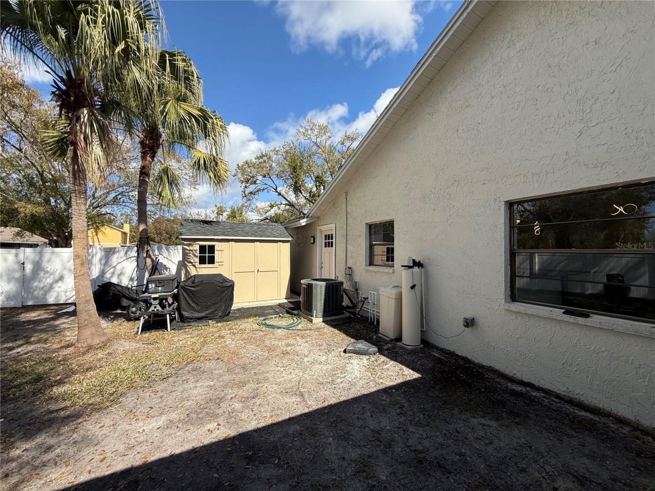 6728 Islander Lane, Tampa, FL 33615 Photo