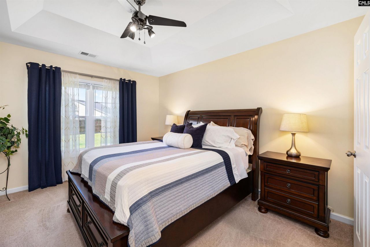 925 Farnsworth Drive Photo 25