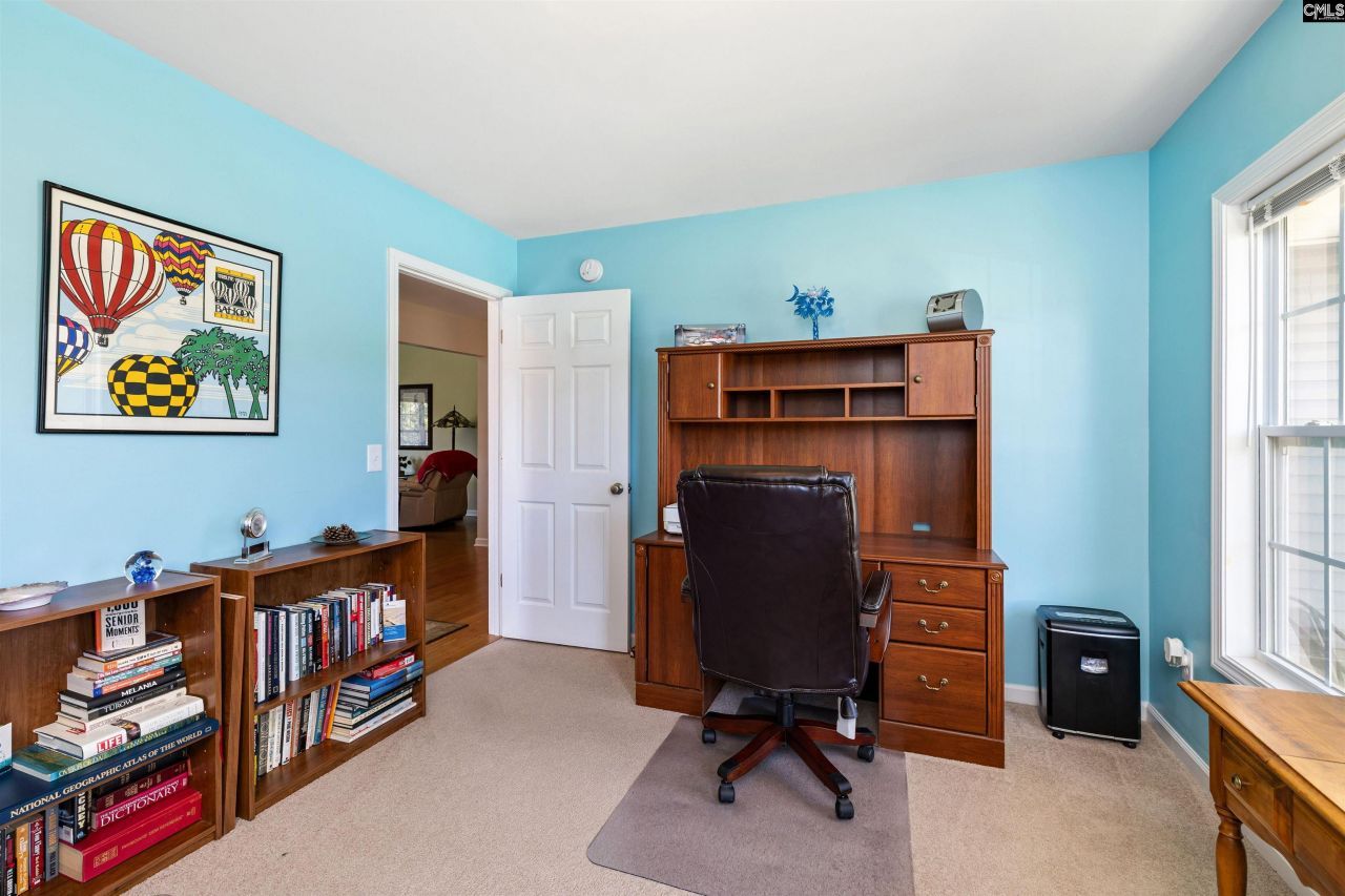 925 Farnsworth Drive Photo 38