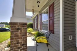 925 Farnsworth Drive photo 4