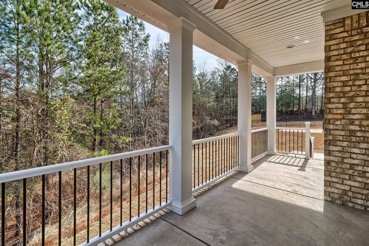 136 Palm Point Drive  Photo 8