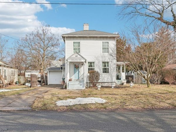 145 Walnut Street, Geneva, OH 44041