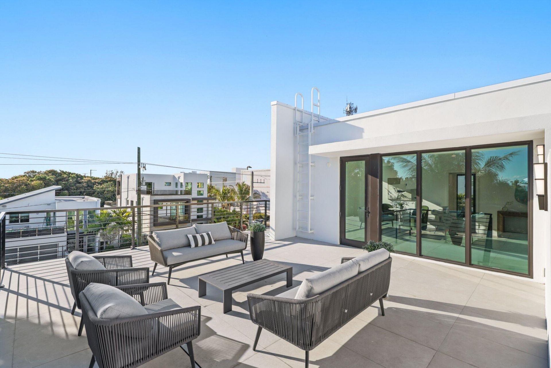 201 SE 4th Avenue, Delray Beach, FL 33483 Photo