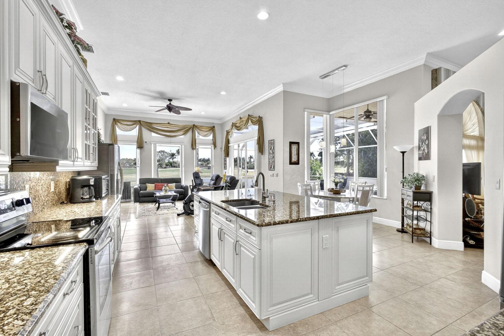 2626 Arbor Lane, Royal Palm Beach, FL 33411 Photo