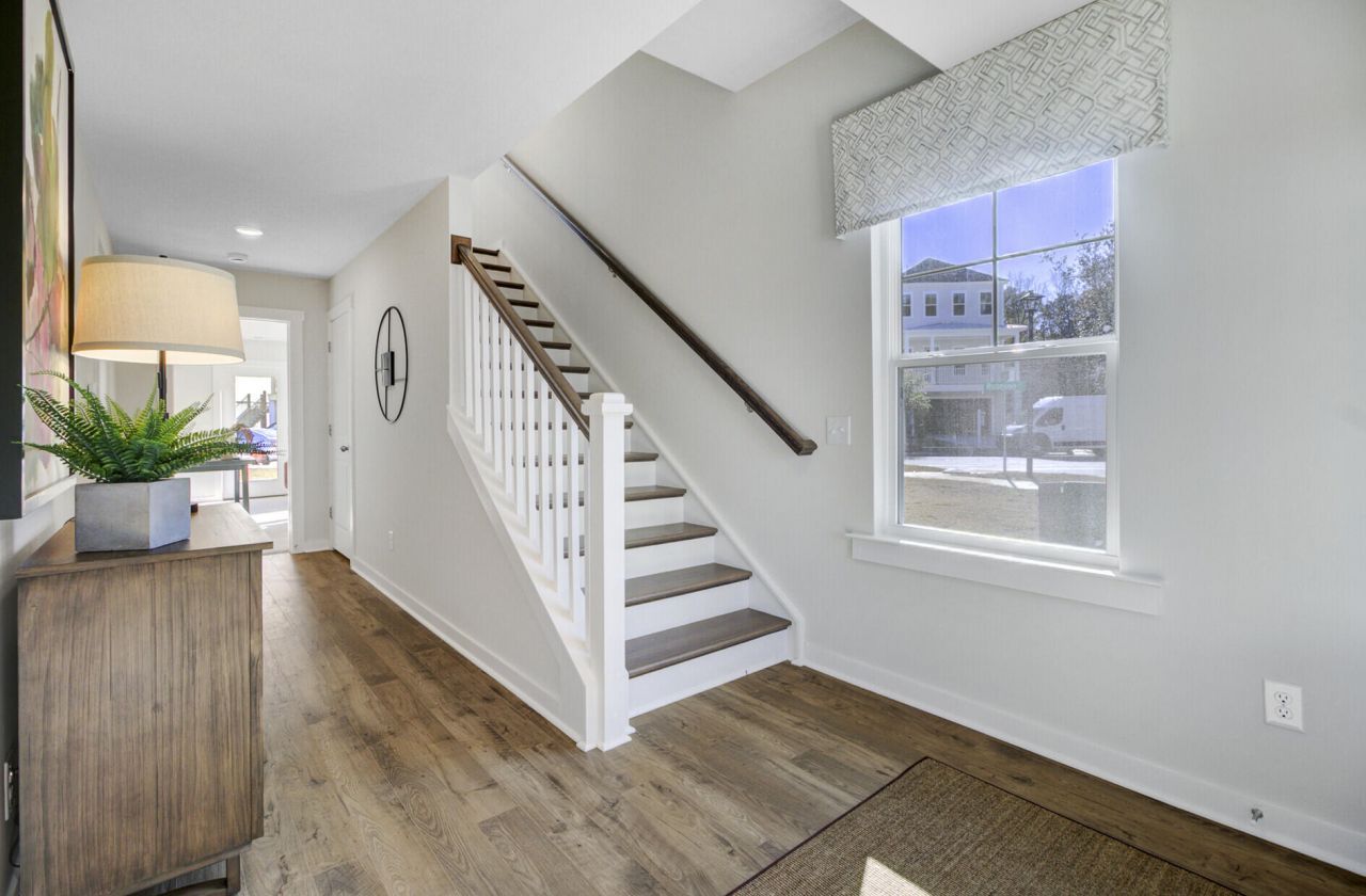 477 Caledon Court Photo 12