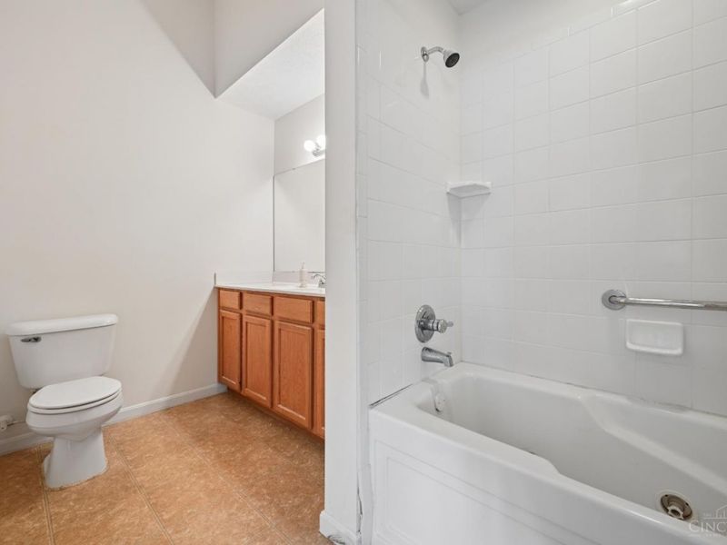 3821 Portrush, Unit 3821, Union Twp, OH 45102 Photo 32