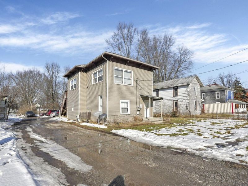 210 W High Street, Ashley, OH 43003 Photo 3