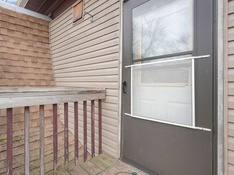 210 W High Street, Ashley, OH 43003 Photo 8