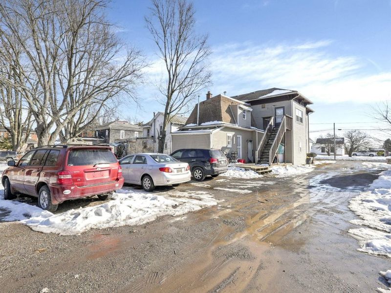 210 W High Street, Ashley, OH 43003 Photo 9