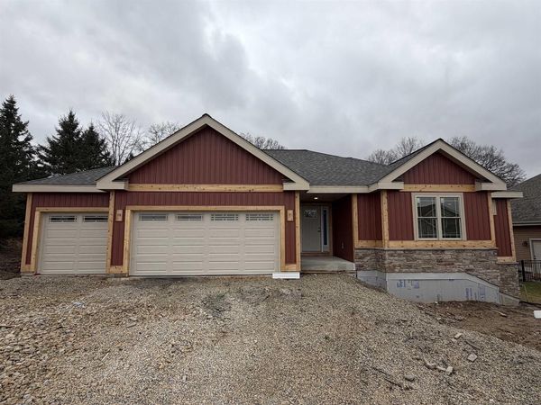 3 Savannah Parkway, Deerfield, WI 53531