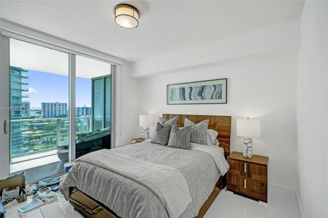 300 Sunny Isles Blvd , Unit 4-1104, Sunny Isles Beach, FL 33160 Photo
