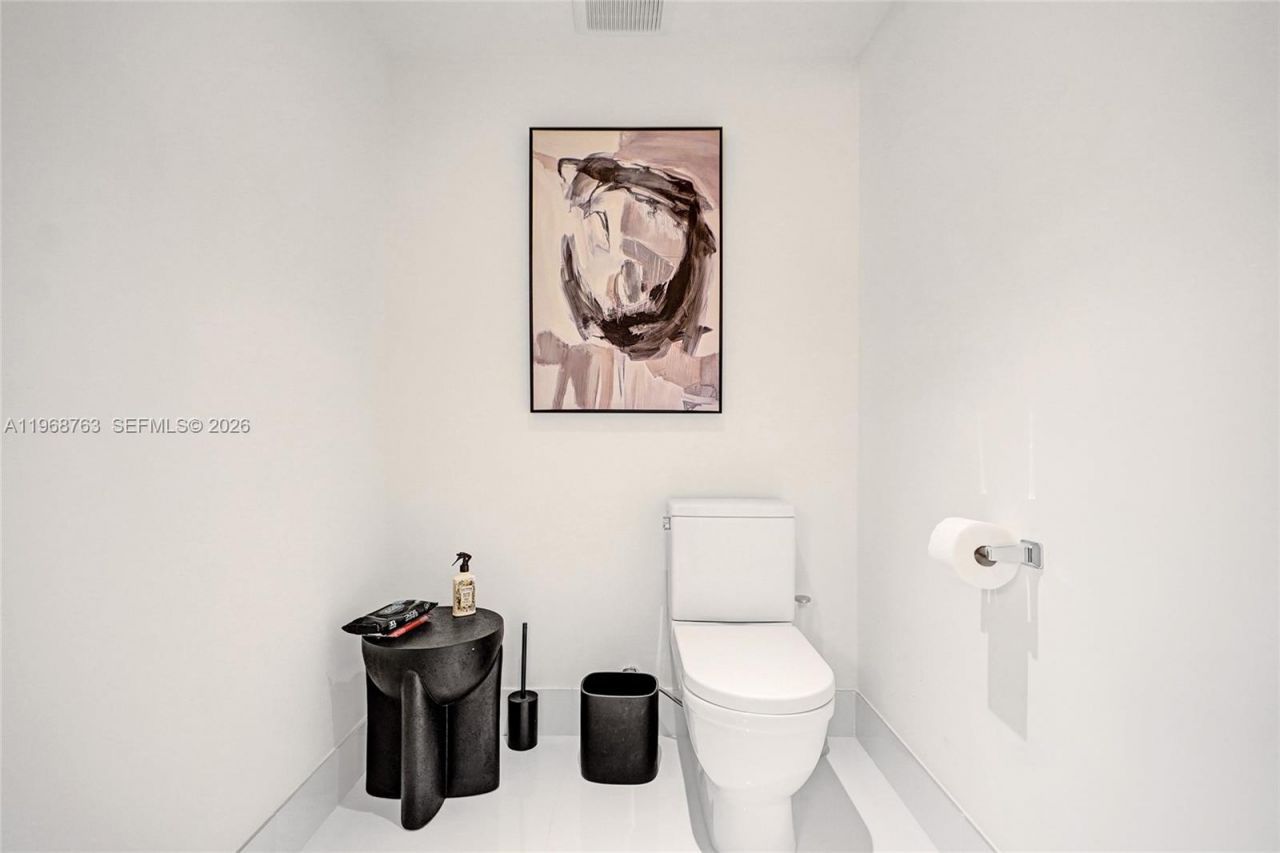 300 Sunny Isles Blvd , Unit 4-1104, Sunny Isles Beach, FL 33160 Photo