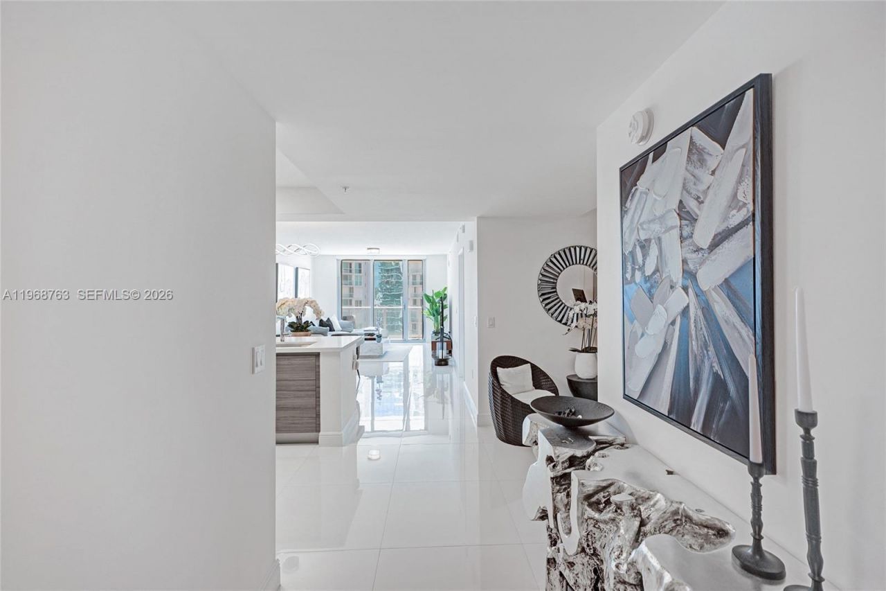 300 Sunny Isles Blvd , Unit 4-1104, Sunny Isles Beach, FL 33160 Photo