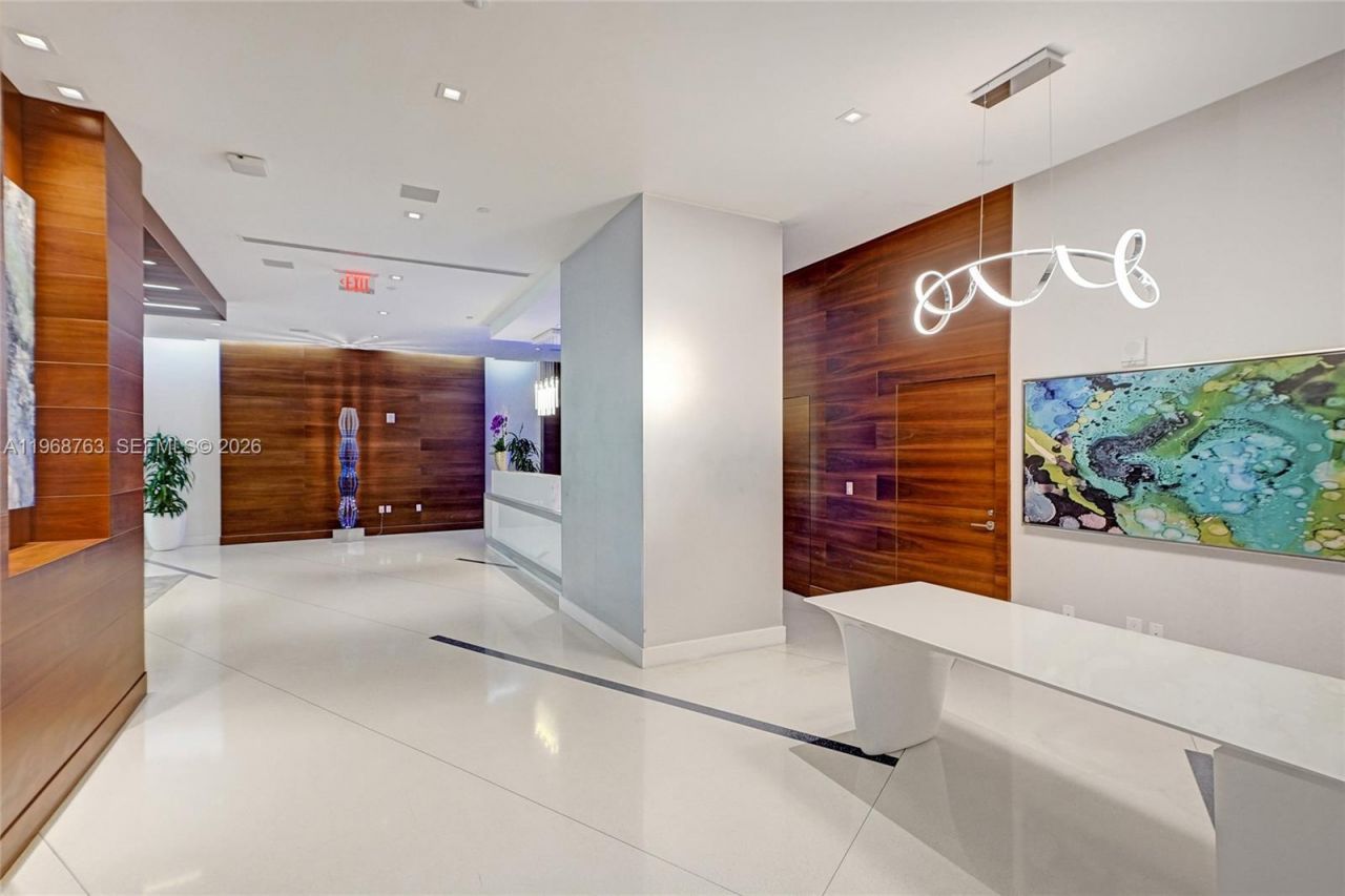 300 Sunny Isles Blvd , Unit 4-1104, Sunny Isles Beach, FL 33160 Photo