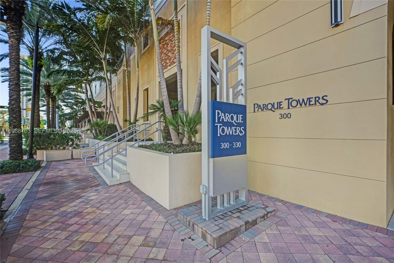 300 Sunny Isles Blvd , Unit 4-1104, Sunny Isles Beach, FL 33160 Photo