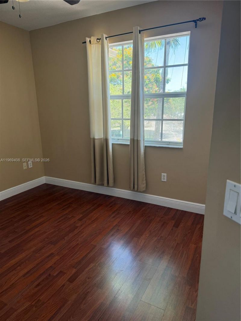 2402 NE 41st Pl, Unit 2402, Homestead, FL 33033 Photo