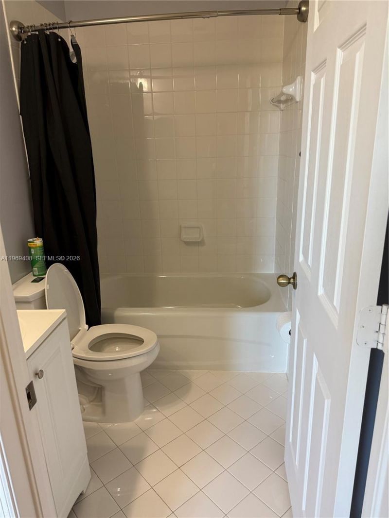 2402 NE 41st Pl, Unit 2402, Homestead, FL 33033 Photo