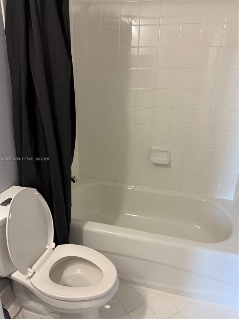 2402 NE 41st Pl, Unit 2402, Homestead, FL 33033 Photo