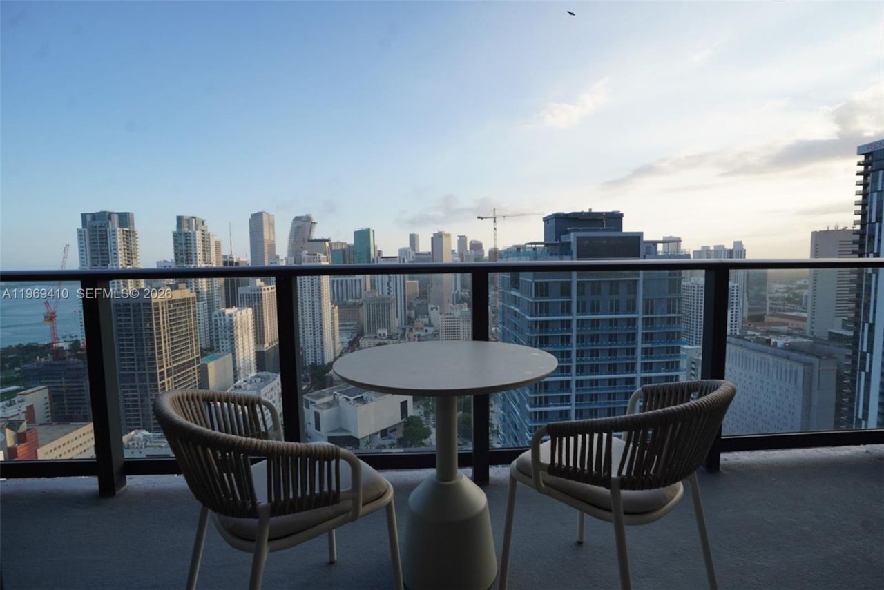 601 NE 1st Ave , Unit 3507, Miami, FL 33132 Photo