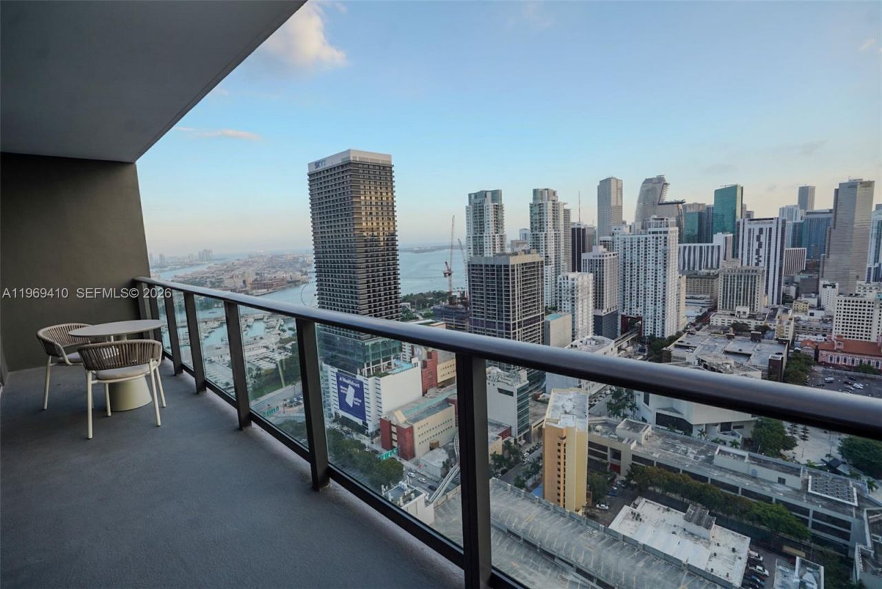 601 NE 1st Ave , Unit 3507, Miami, FL 33132 Photo