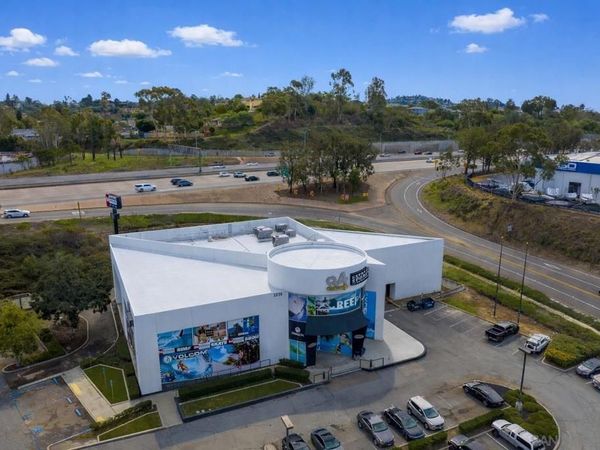 5270 Jackson Dr, La Mesa, CA 91942