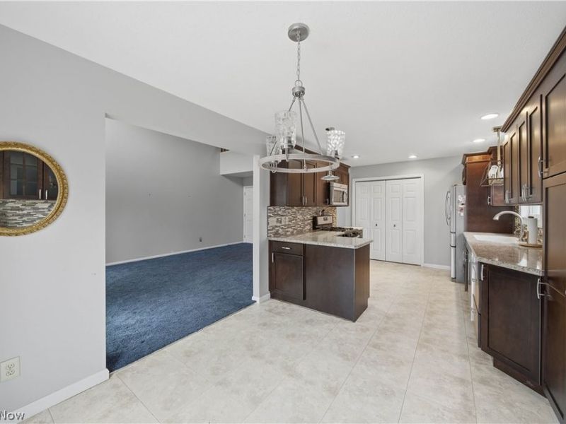 6686 Hogan Way NW, Canton, OH 44718 Photo 15