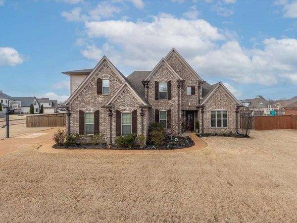 3525 WELFORD DR, Bartlett, TN 38133