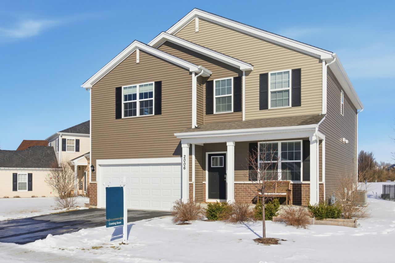 2006 Serenity Lane, Woodstock, IL 60098 Main Photo