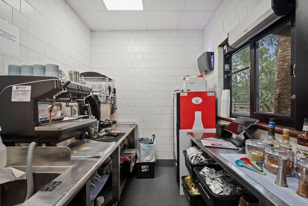 14 Folly Field Road Photo 31